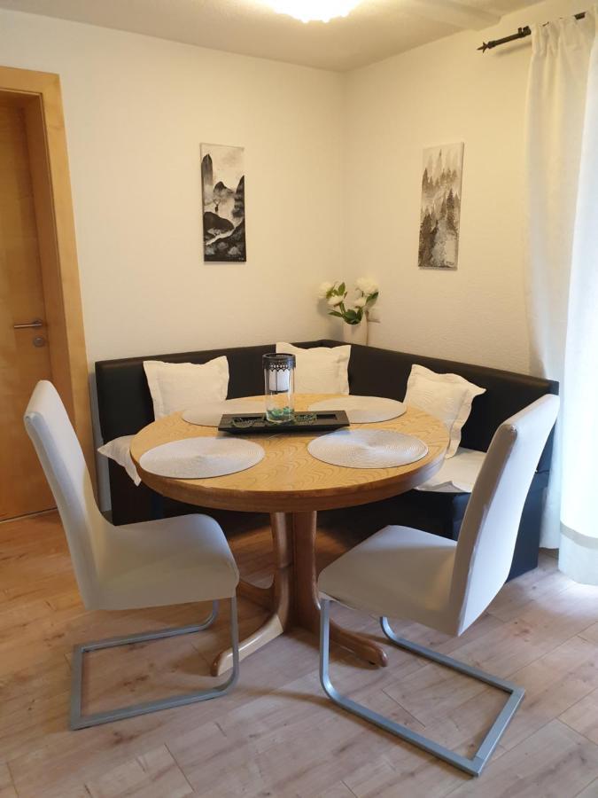 Hofstaetter Ferienwohnung Fliess Eksteriør bilde